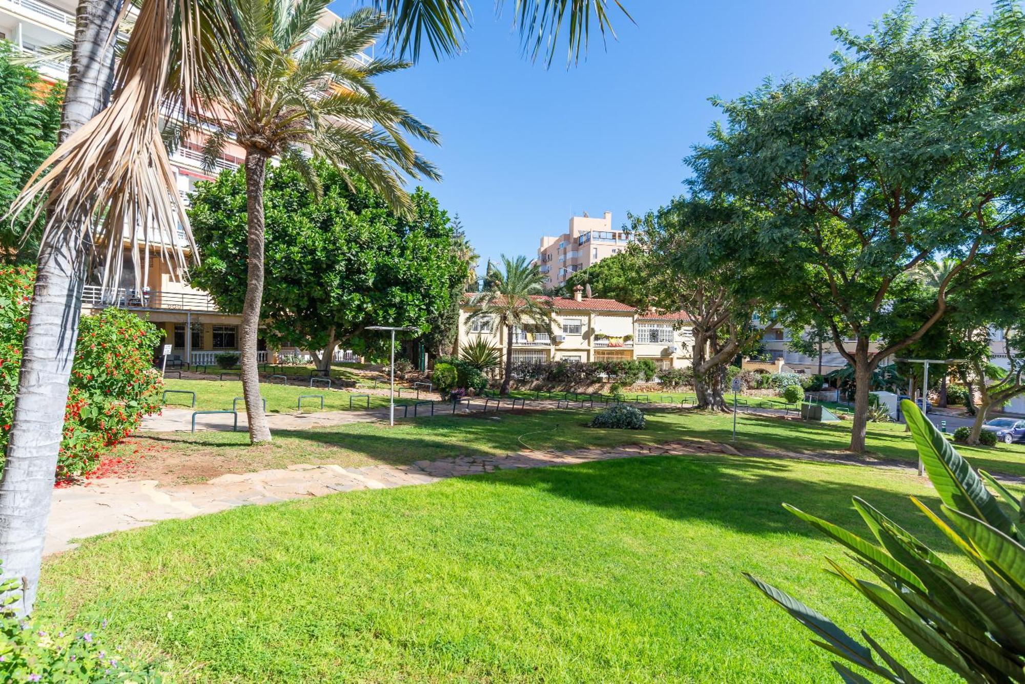 Beach Garden Apartment Torremolinos Extérieur photo